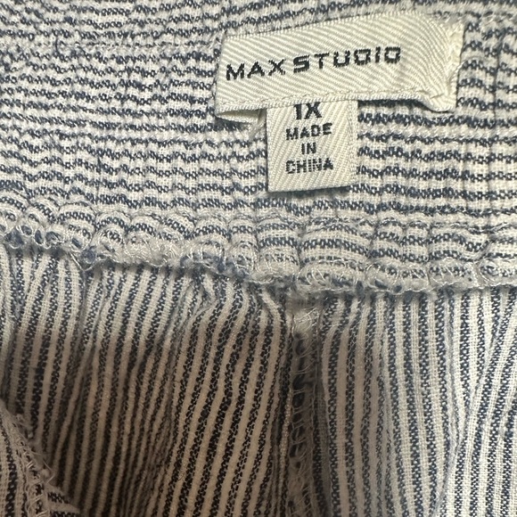 Plus Size Gray Striped Wide-Leg Pants - Picture 4 of 5